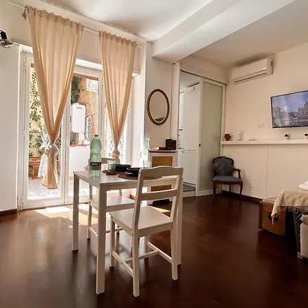 Casa Mari Vaticano Róma